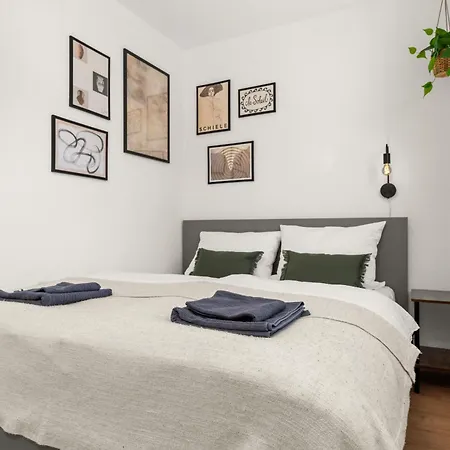 Somerset - 2 Whg In Einem Haus, Max 10 Pers, Bbq, Balkon, Ps5 شقة *