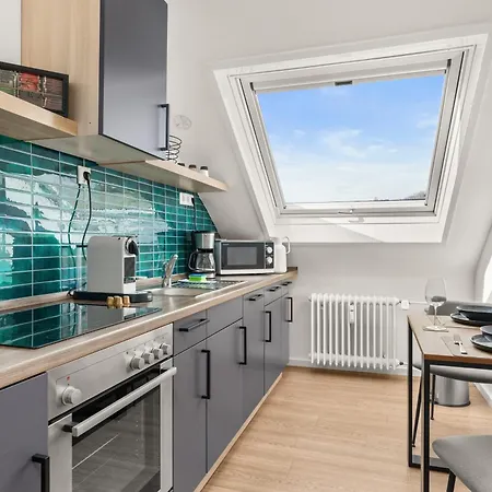 Somerset - 2 Whg In Einem Haus, Max 10 Pers, Bbq, Balkon, Ps5