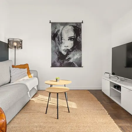 Somerset - 2 Whg In Einem Haus, Max 10 Pers, Bbq, Balkon, Ps5 * باد برلبورغ