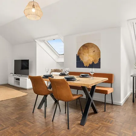 Somerset - 2 Whg In Einem Haus, Max 10 Pers, Bbq, Balkon, Ps5 Apartment *