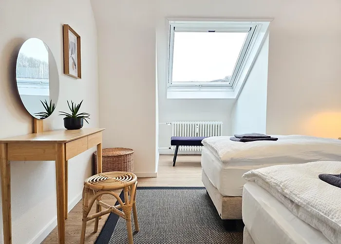 Lejlighed Somerset - 2 Whg In Einem Haus, Max 10 Pers, Bbq, Balkon, Ps5 Bad Berleburg