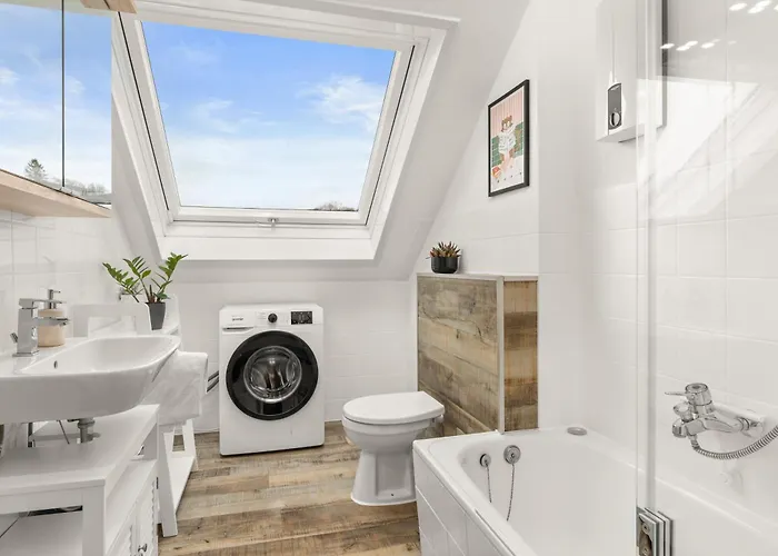 Lejlighed Somerset - 2 Whg In Einem Haus, Max 10 Pers, Bbq, Balkon, Ps5 Bad Berleburg